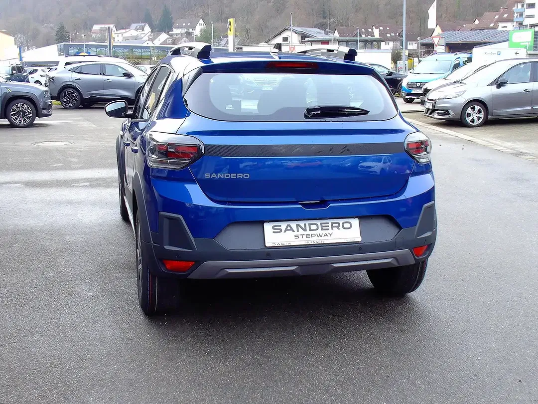 Dacia Sandero - Thumbnail 4