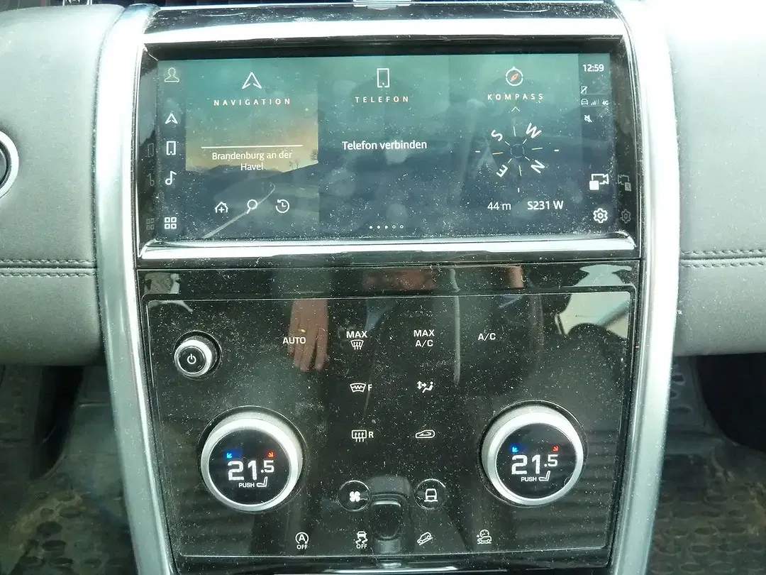 Land Rover Discovery - Thumbnail 13