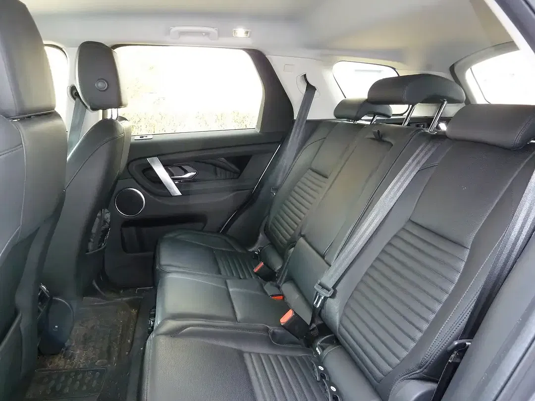 Land Rover Discovery - Thumbnail 17