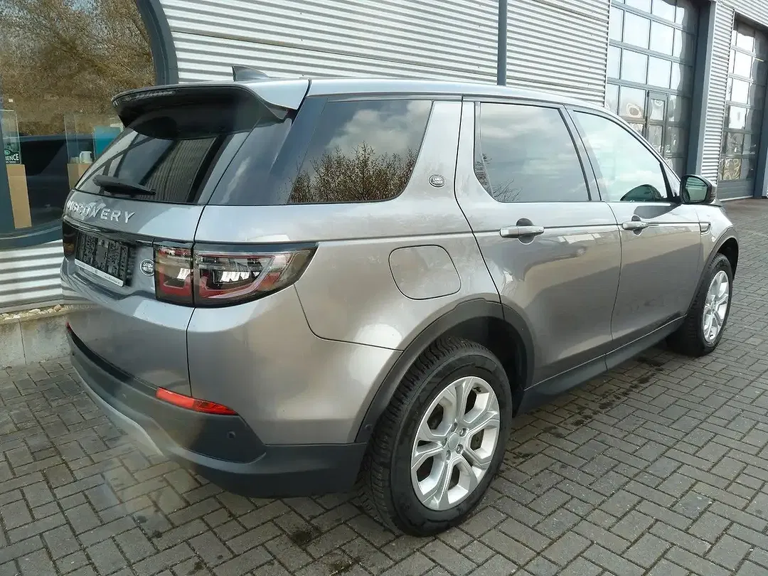Land Rover Discovery - Thumbnail 3