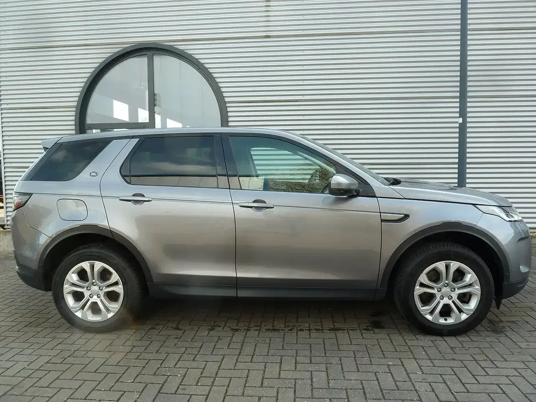 Land Rover Discovery - Thumbnail 4