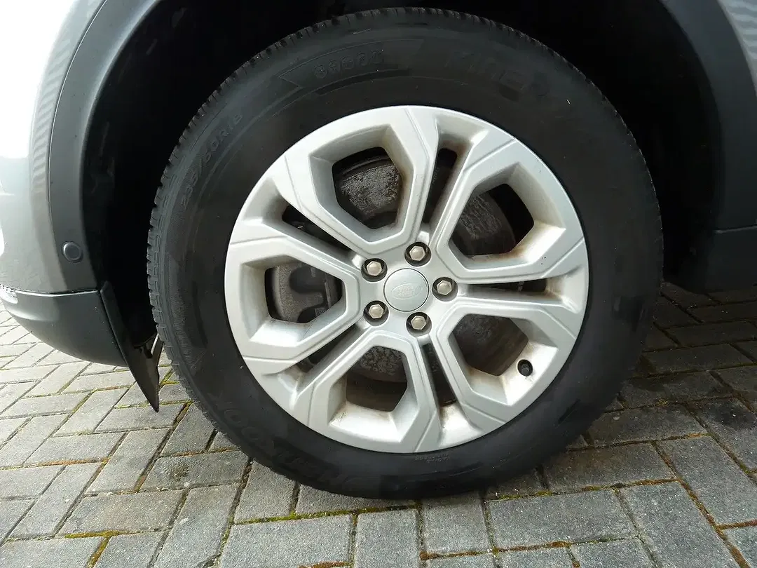 Land Rover Discovery - Thumbnail 8
