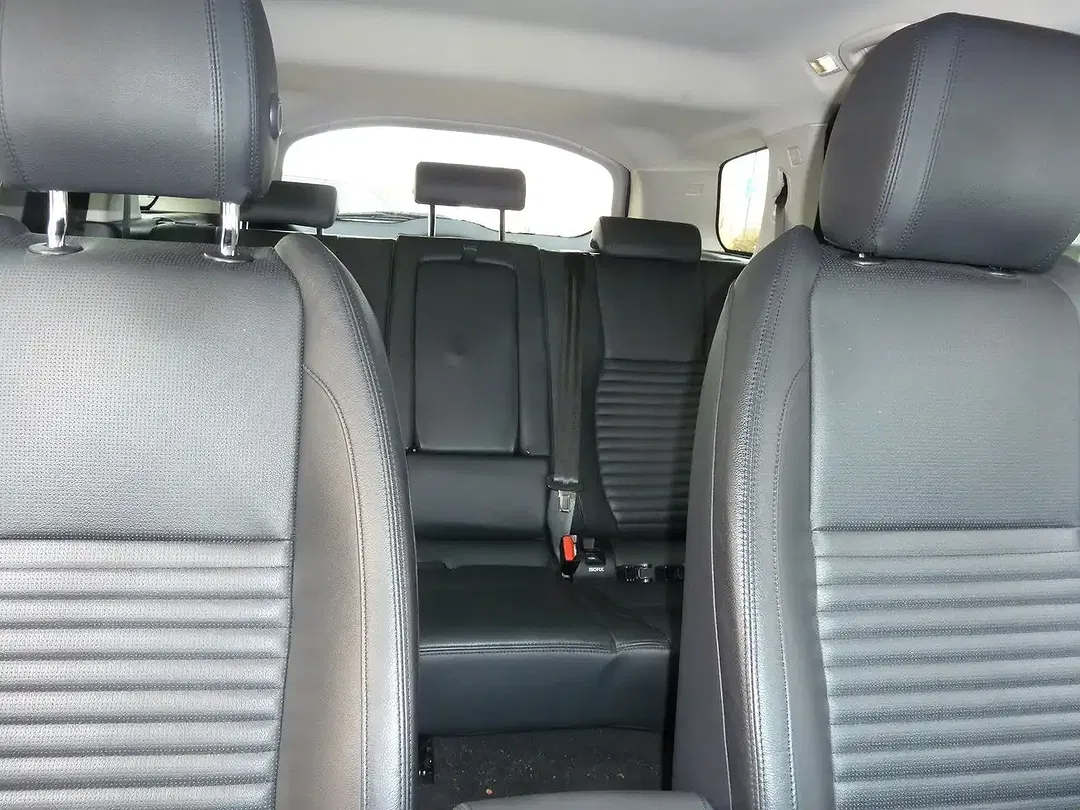 Land Rover Discovery - Thumbnail 9