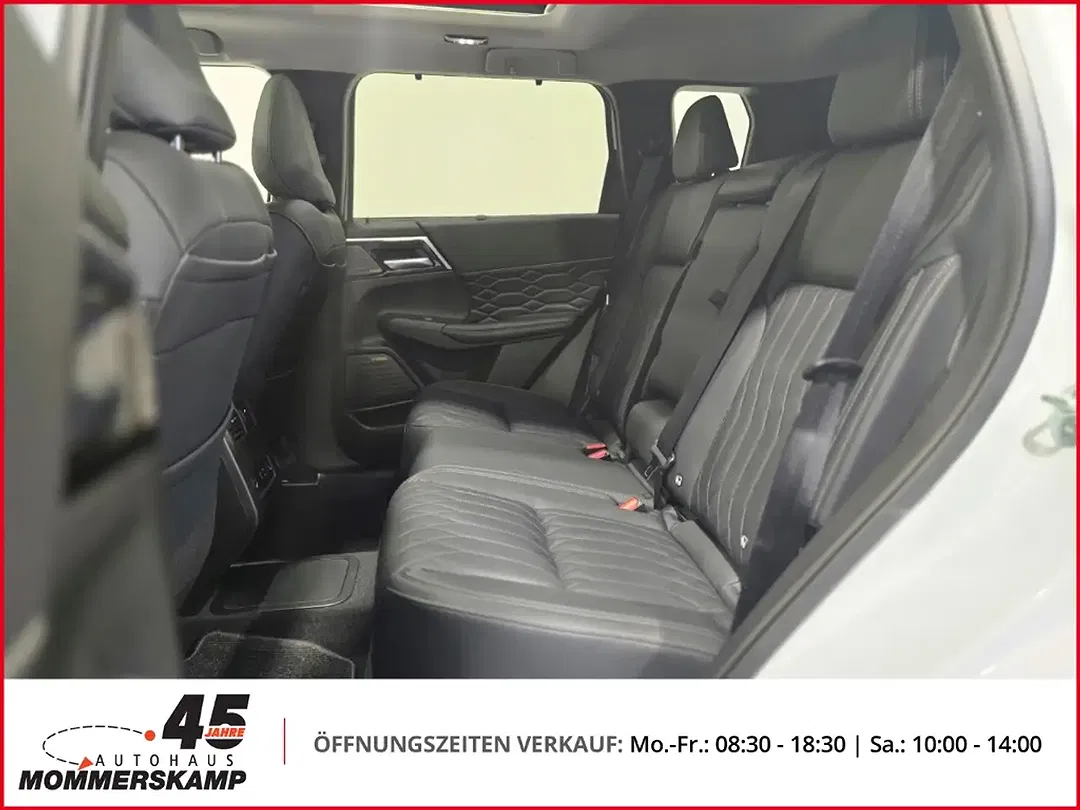 Mitsubishi Outlander - Thumbnail 10