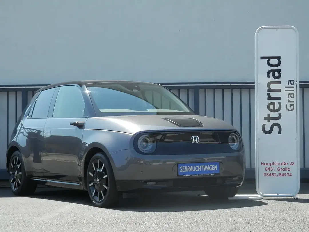 Honda e - Thumbnail 3