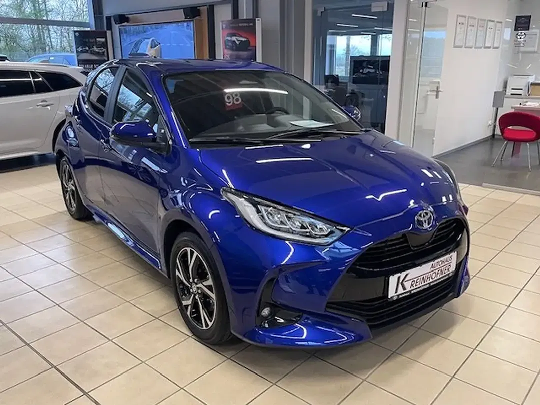 Toyota Yaris - Thumbnail 7