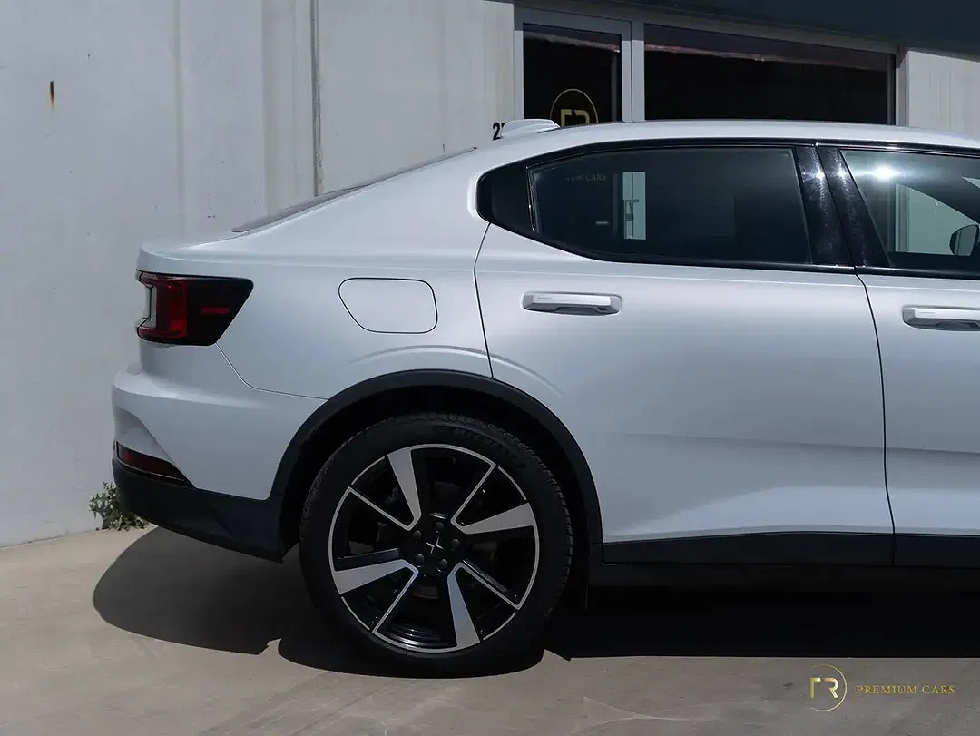 Polestar 2 - Thumbnail 11