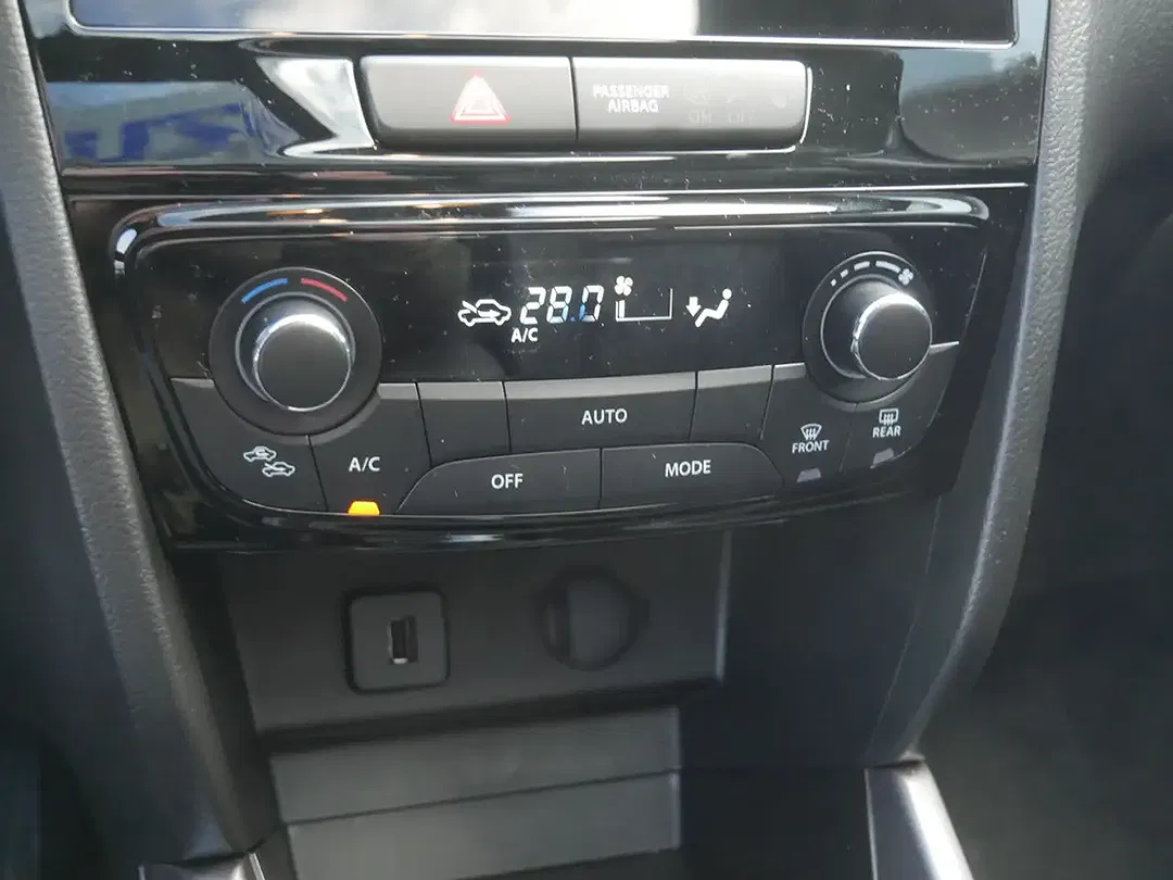 Suzuki Vitara - Thumbnail 15