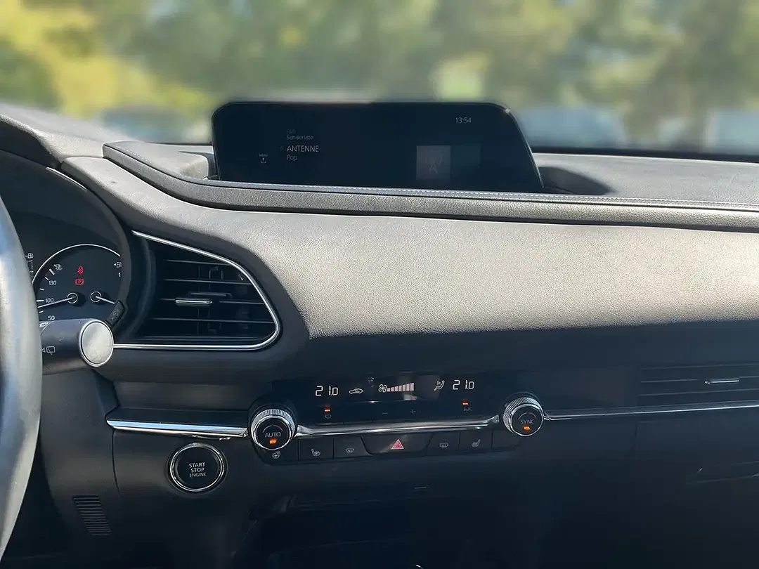 Mazda CX-30 - Thumbnail 6