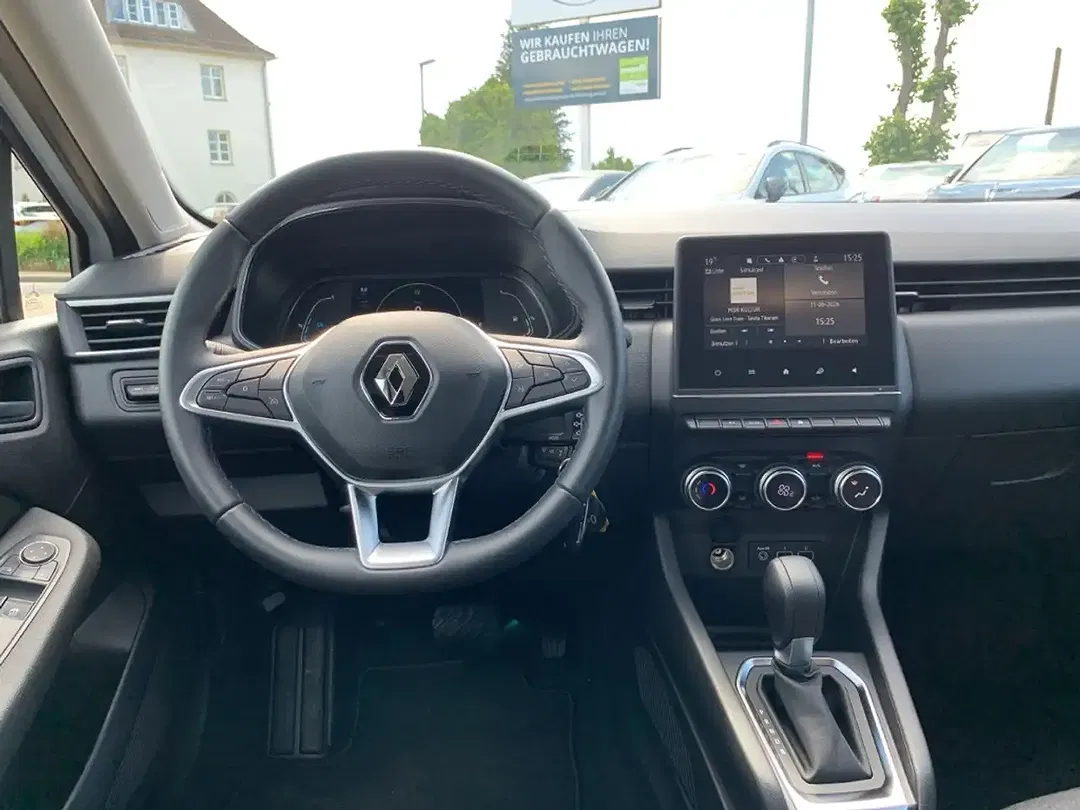 Renault Clio - Thumbnail 15