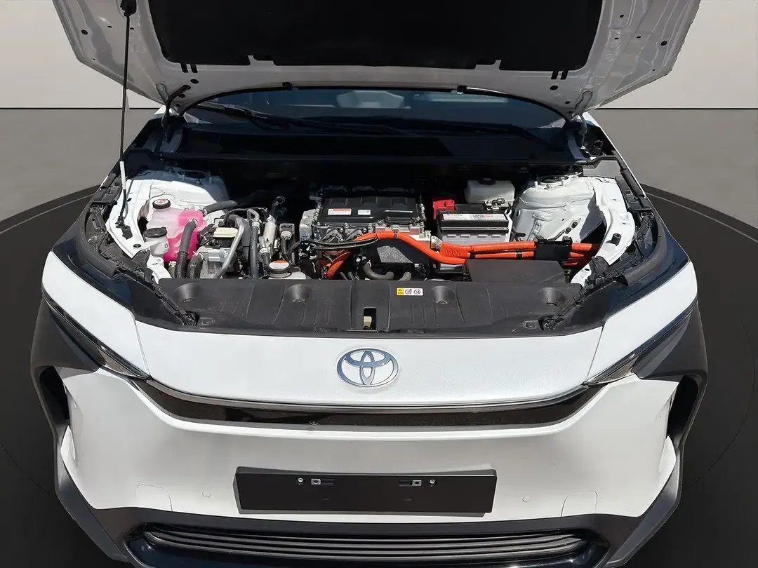 Toyota bZ4X - Thumbnail 10