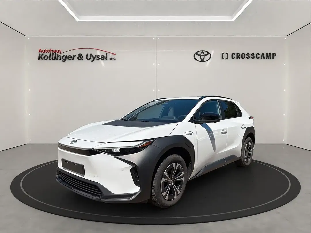 Toyota bZ4X - Thumbnail 5