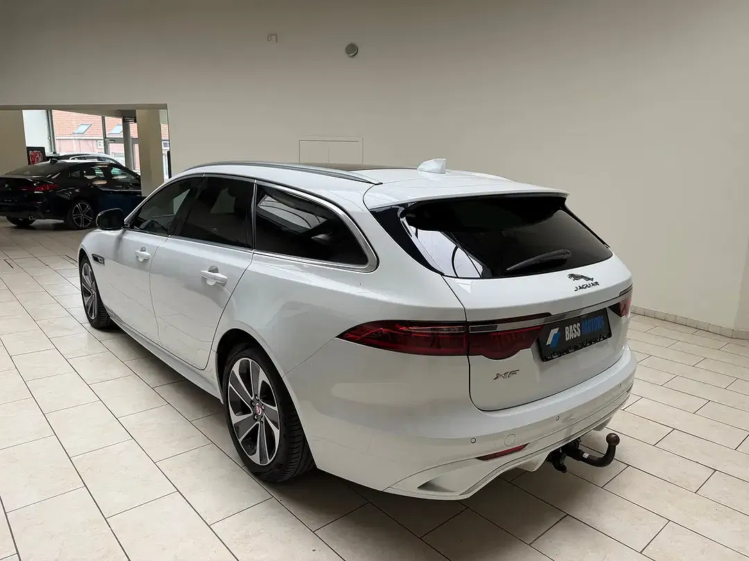 Jaguar XF - Thumbnail 6