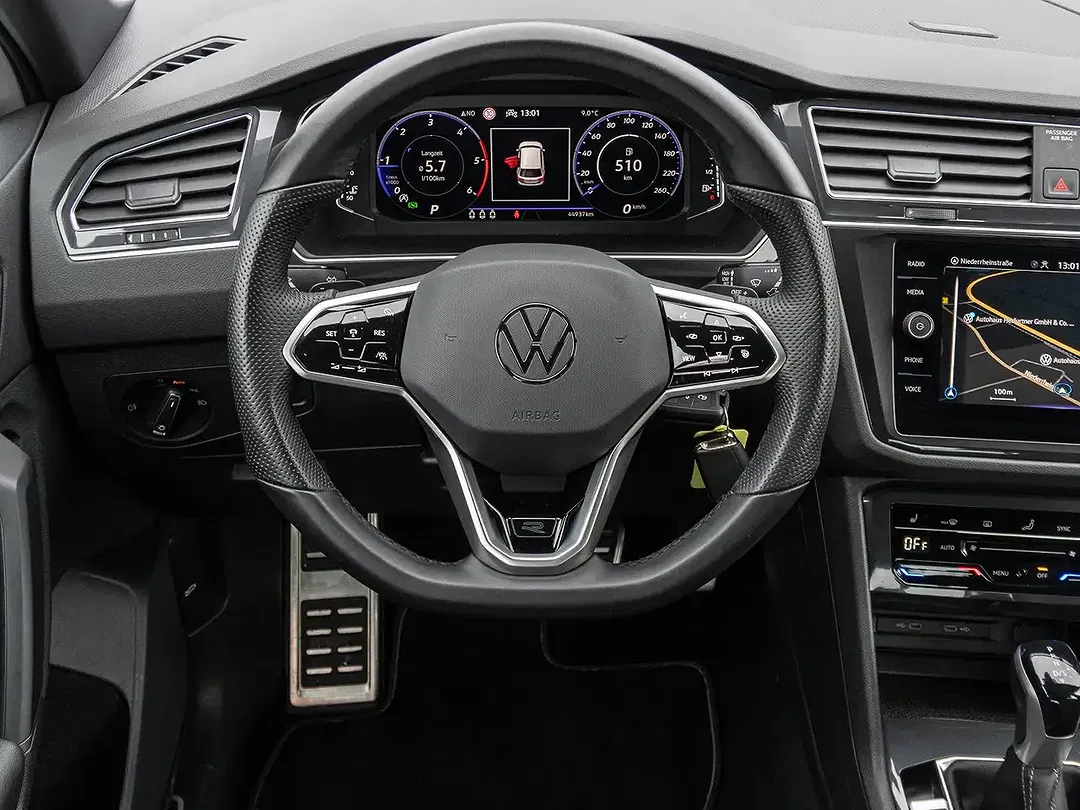 Volkswagen Tiguan - Thumbnail 11