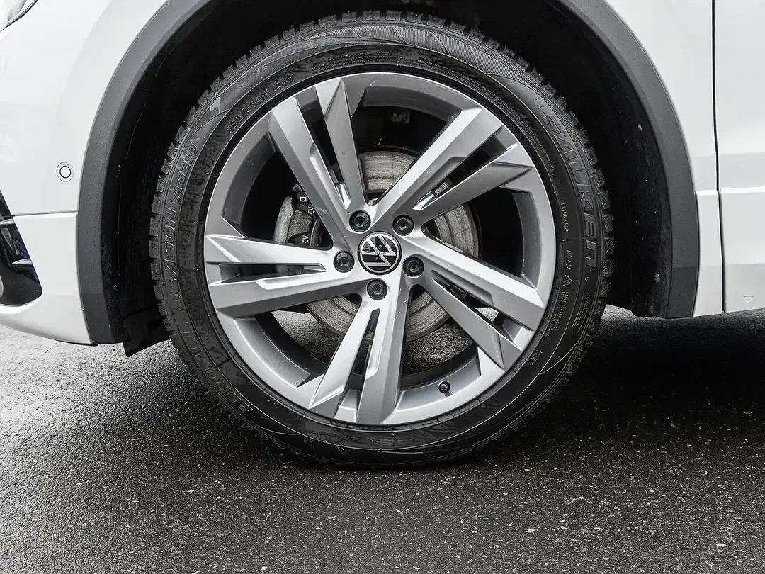 Volkswagen Tiguan - Thumbnail 7