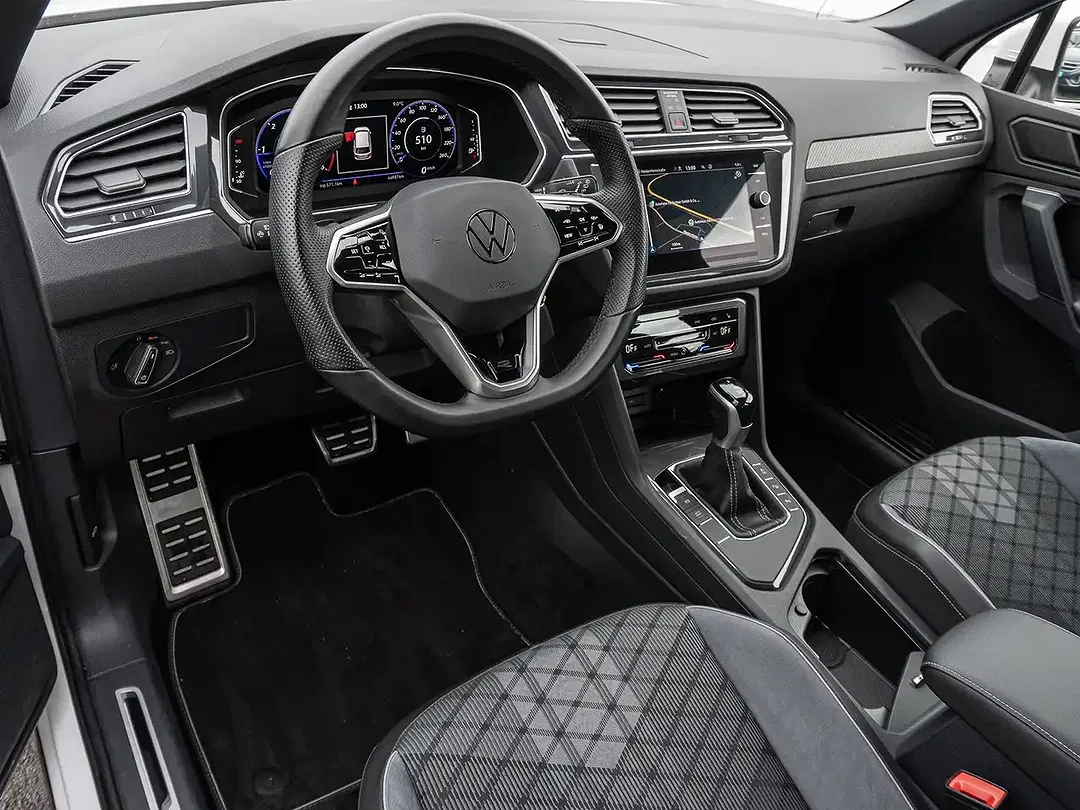 Volkswagen Tiguan - Thumbnail 9