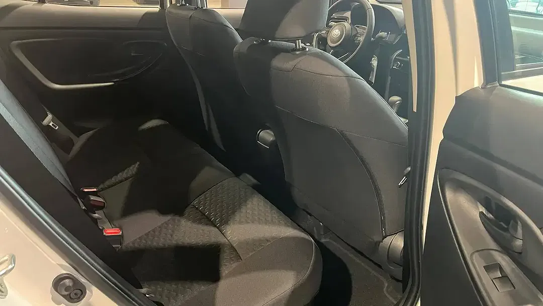 Toyota Yaris Cross - Thumbnail 15