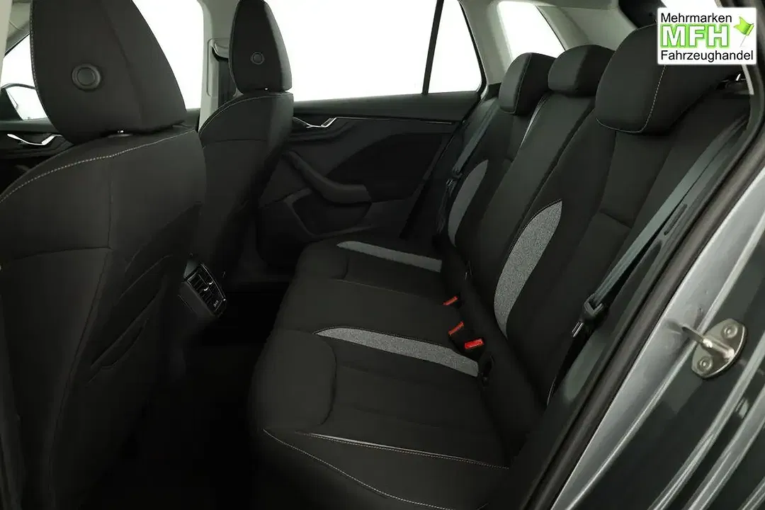 Skoda Kamiq - Thumbnail 10
