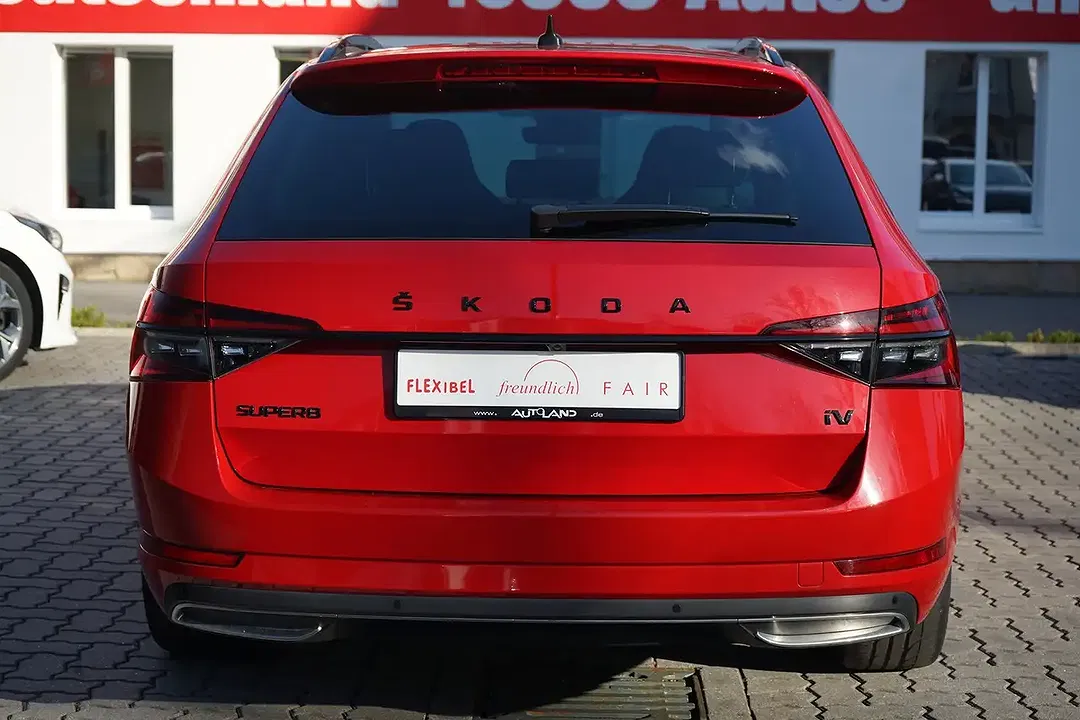 Skoda Superb - Thumbnail 3