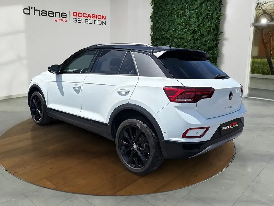 Volkswagen T-Roc - Thumbnail 8
