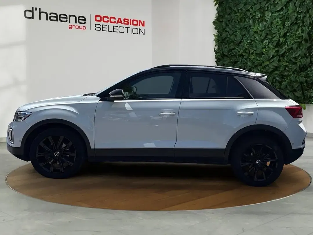 Volkswagen T-Roc - Thumbnail 9
