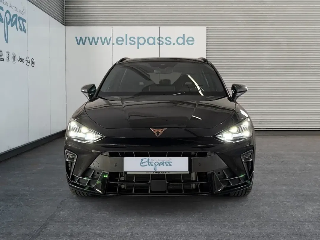 CUPRA Leon - Thumbnail 2