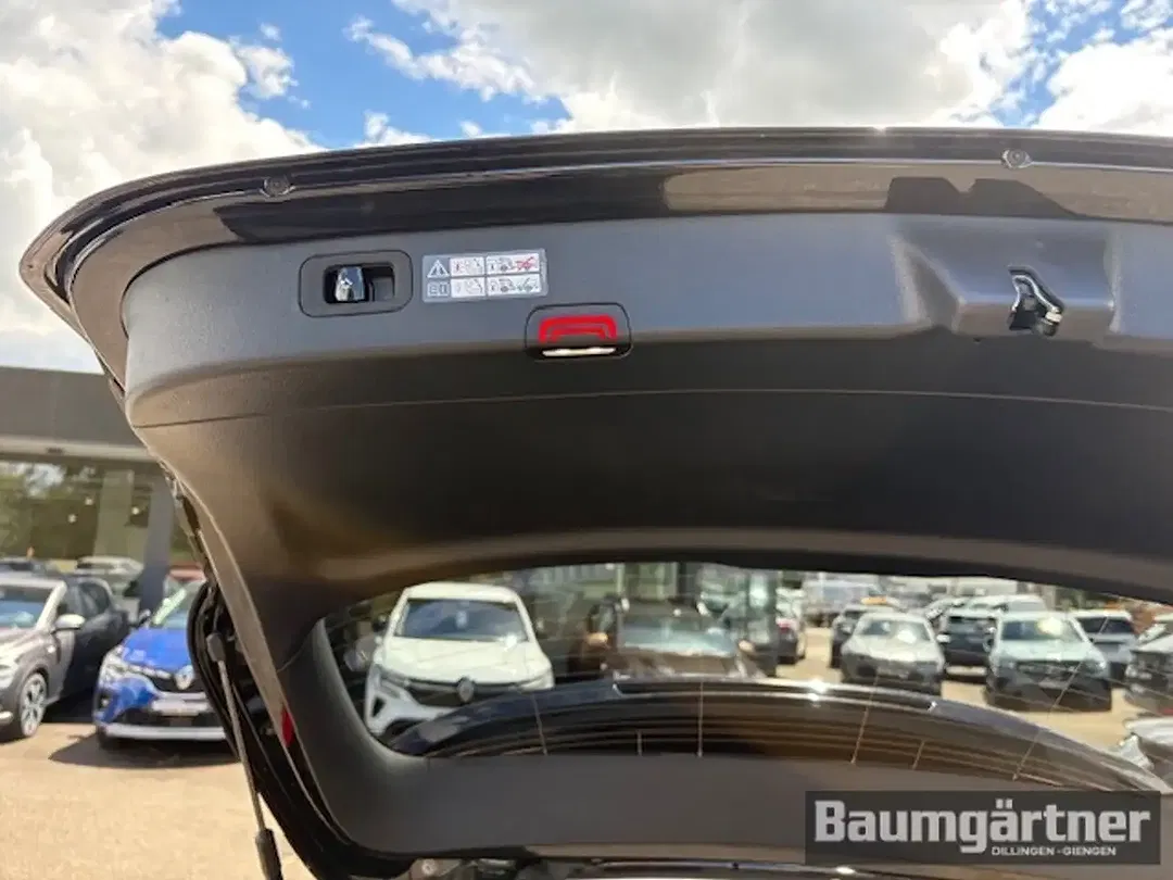 Mercedes-Benz C 220 - Thumbnail 12