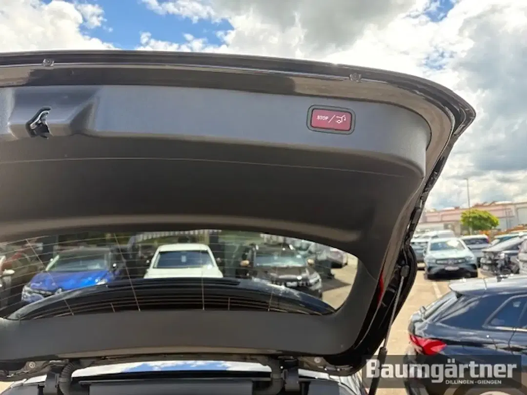 Mercedes-Benz C 220 - Thumbnail 13