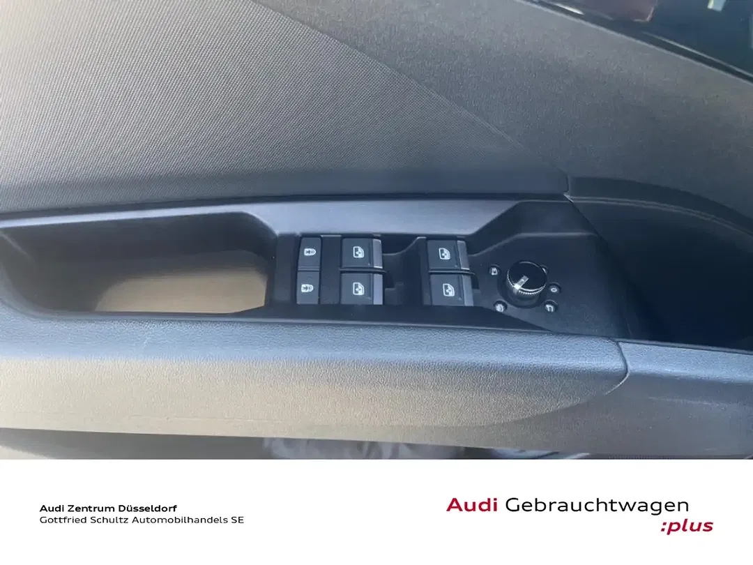 Audi Q4 e-tron - Thumbnail 12
