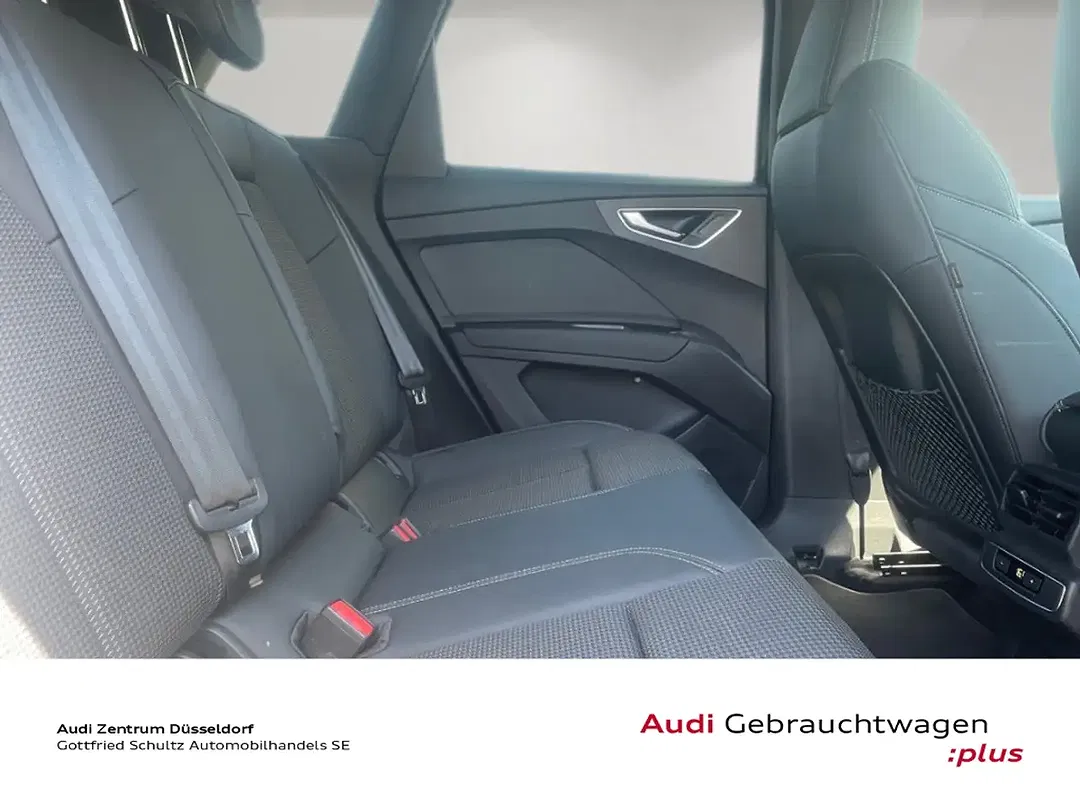 Audi Q4 e-tron - Thumbnail 8