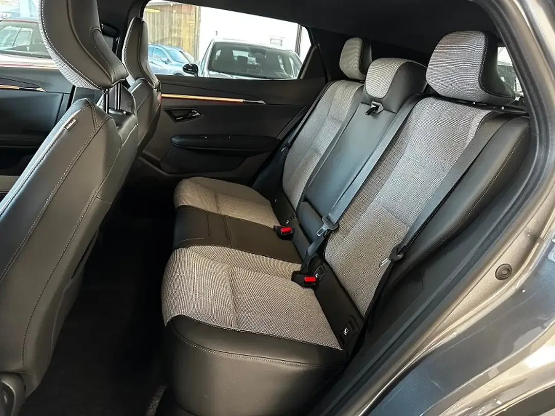 Mitsubishi Eclipse Cross - Thumbnail 12