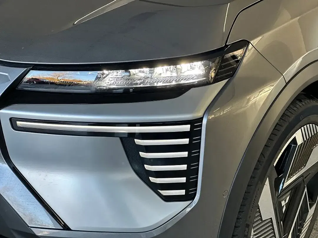 Mitsubishi Eclipse Cross - Thumbnail 3