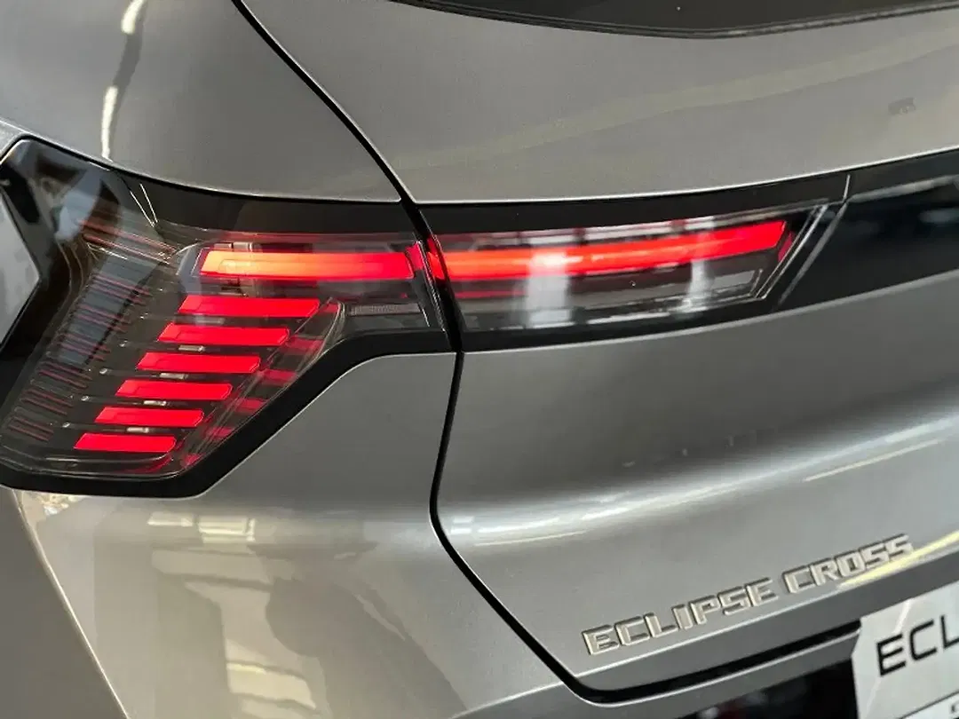 Mitsubishi Eclipse Cross - Thumbnail 5