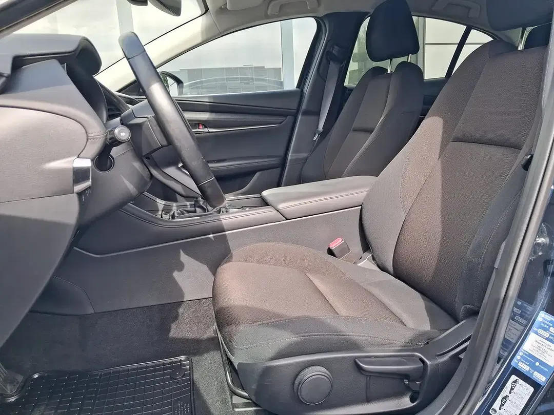 Mazda 3 - Thumbnail 10