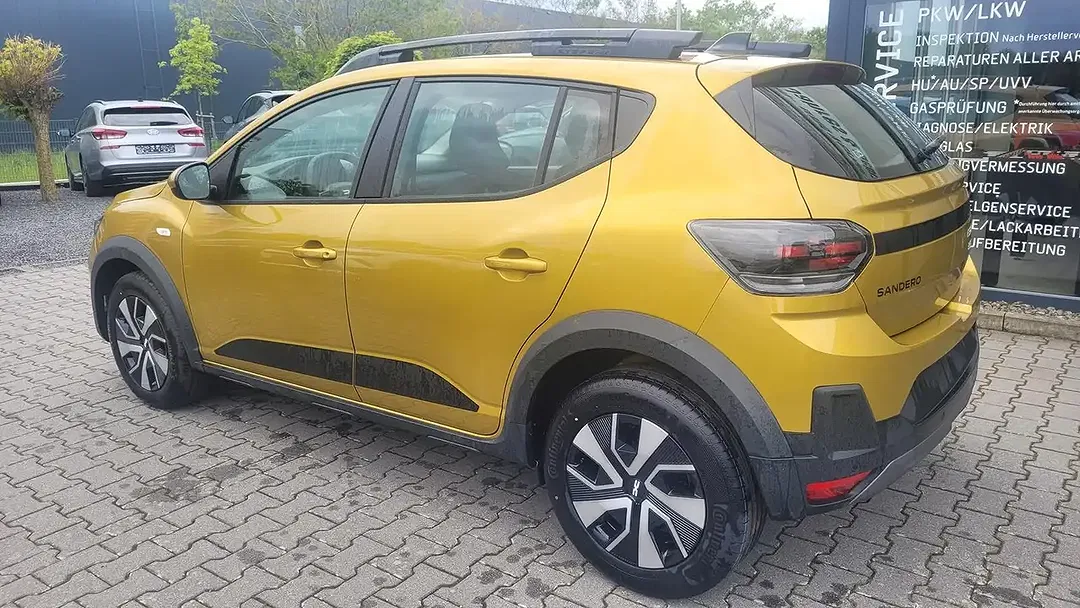 Dacia Sandero - Thumbnail 6