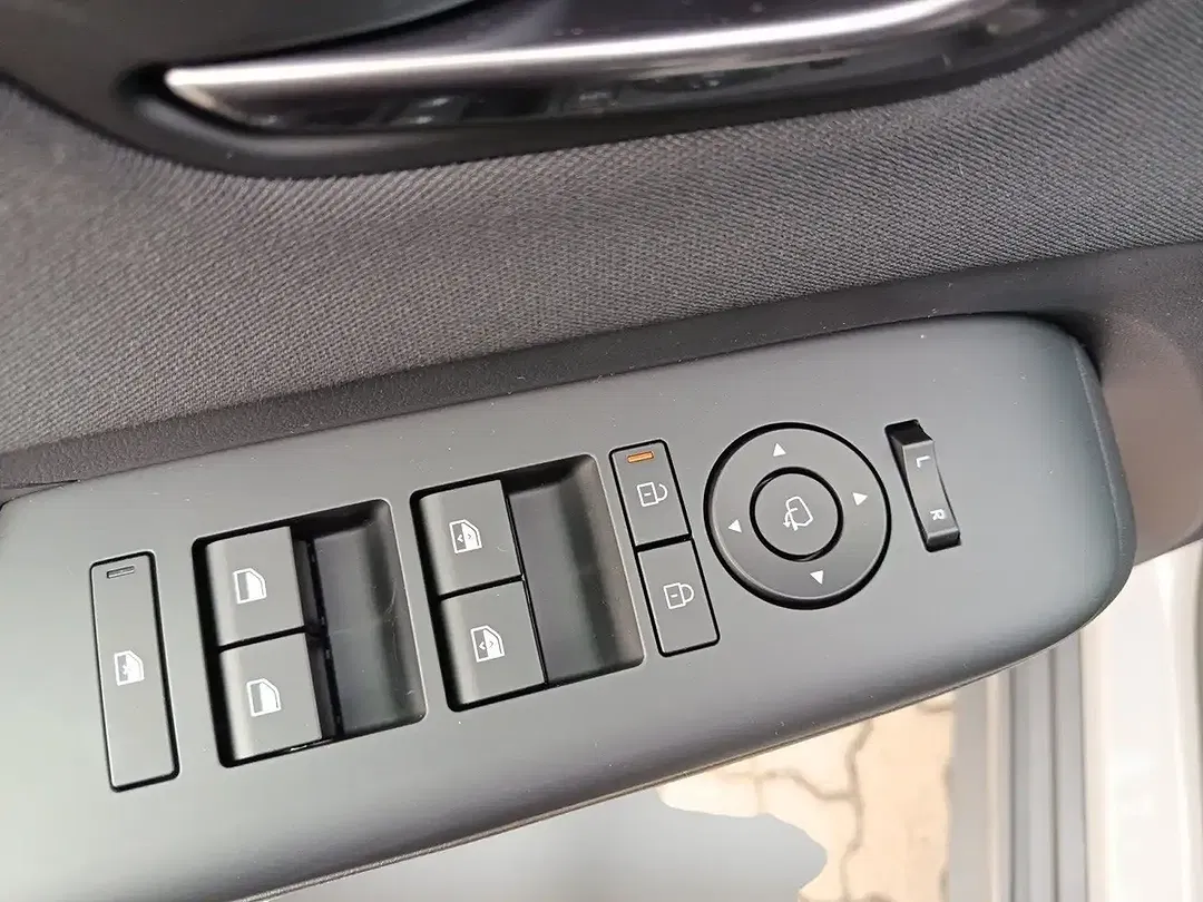 Hyundai KONA - Thumbnail 14