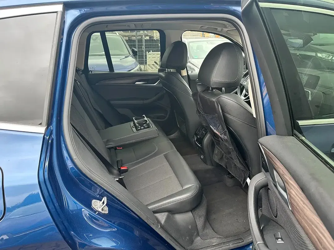 BMW X3 - Thumbnail 15