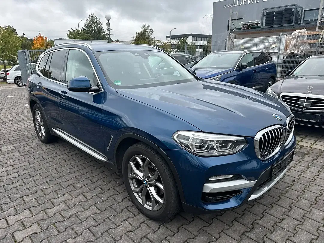 BMW X3 - Thumbnail 3