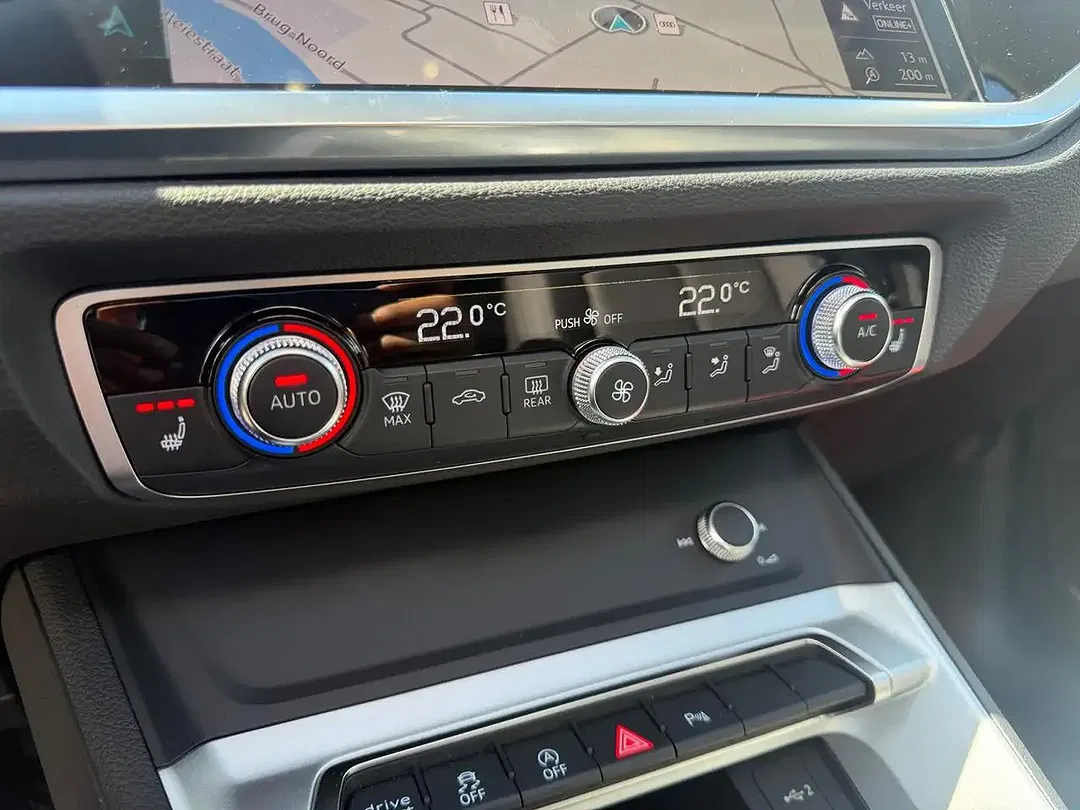 Audi Q3 - Thumbnail 14