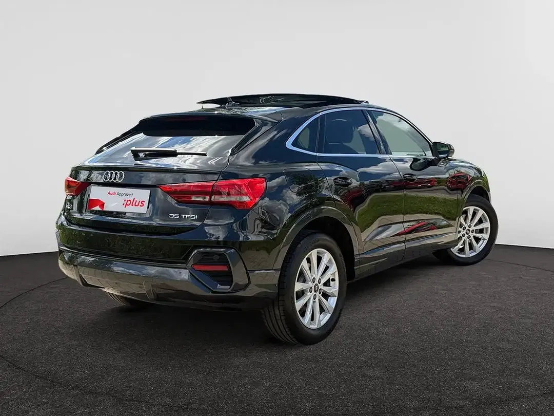 Audi Q3 - Thumbnail 4
