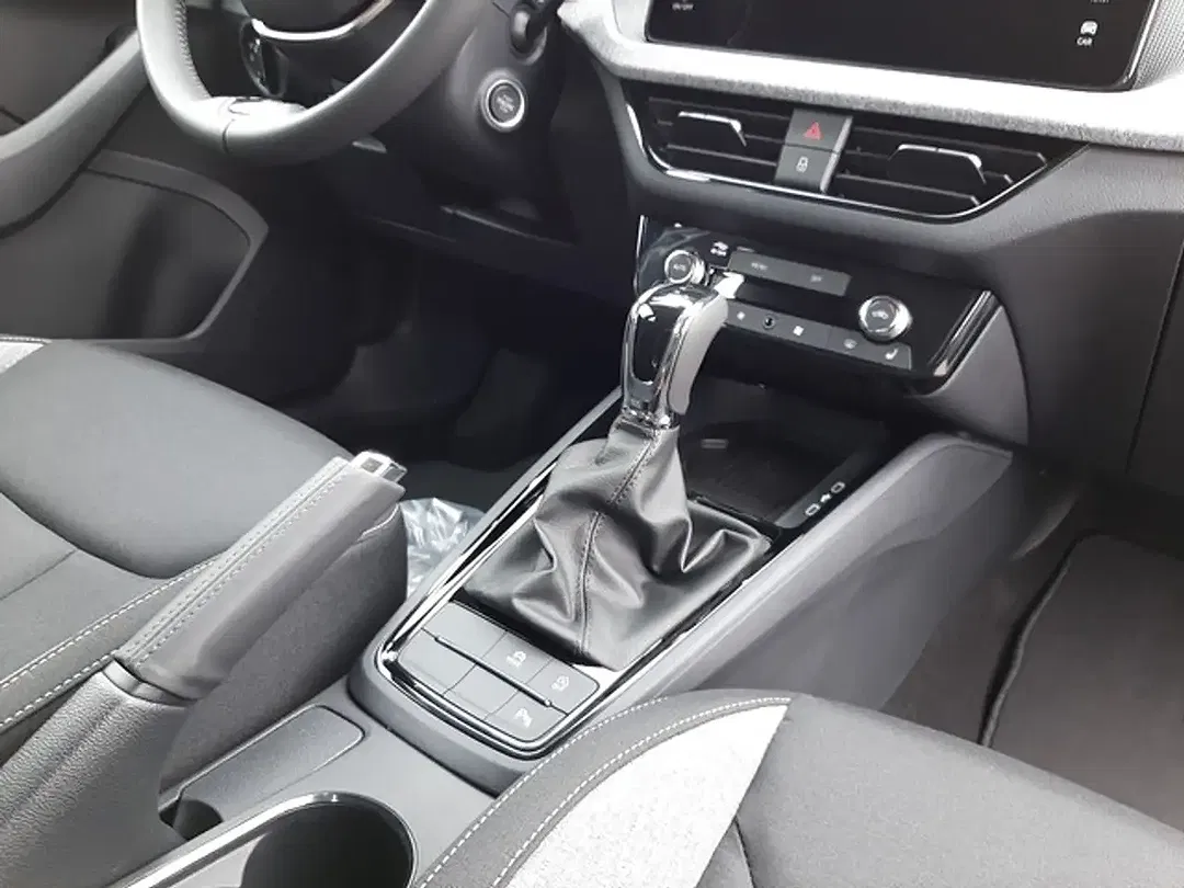 Skoda Kamiq - Thumbnail 11