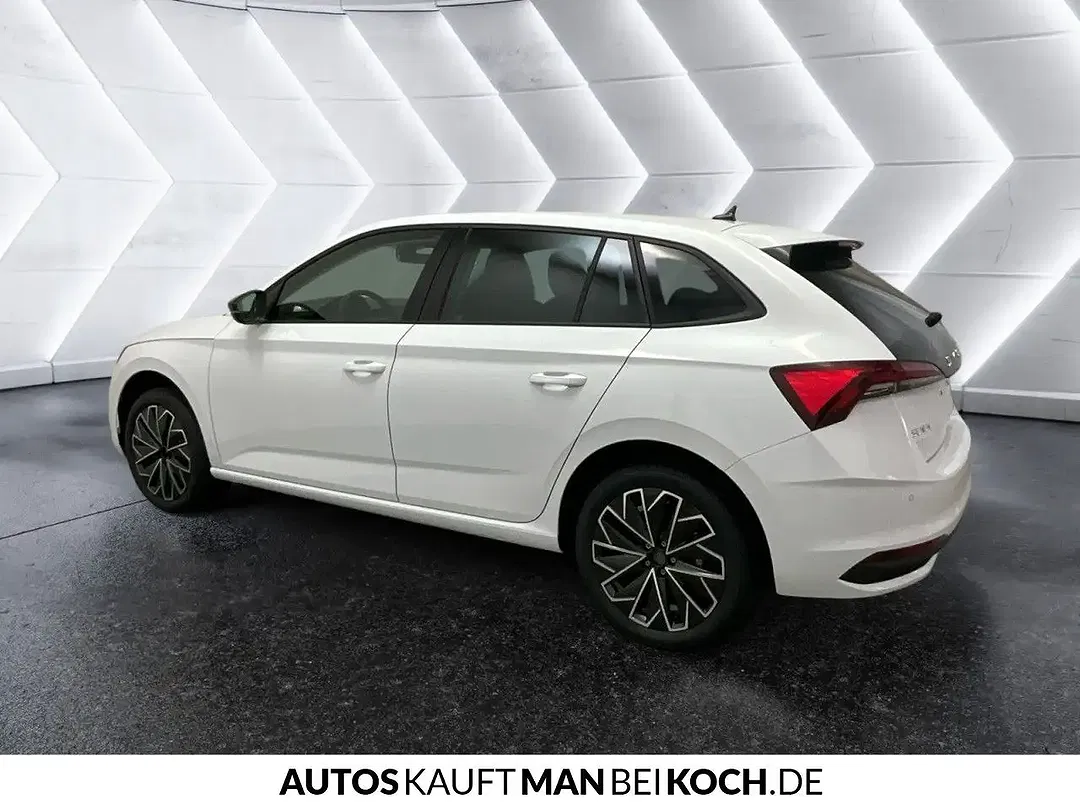 Skoda Scala - Thumbnail 2