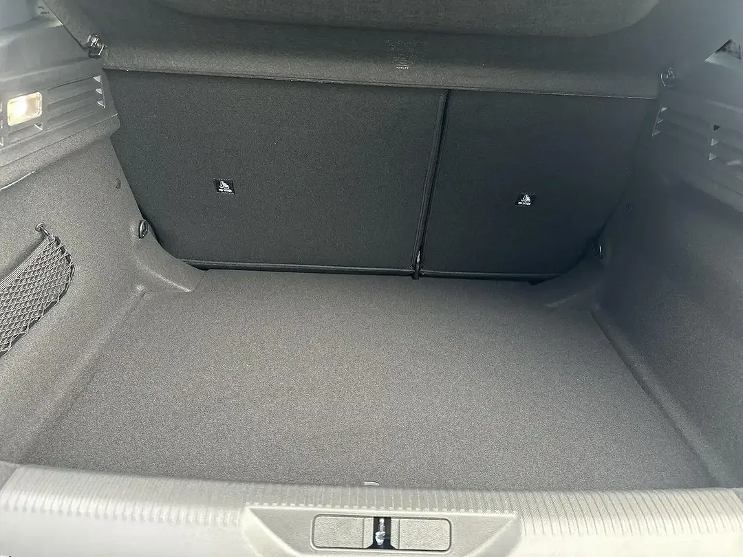 Peugeot 308 - Thumbnail 8