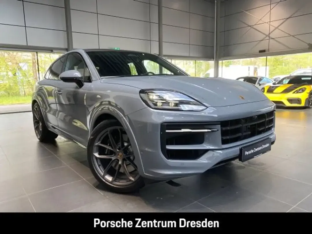 Porsche Cayenne - Thumbnail 6