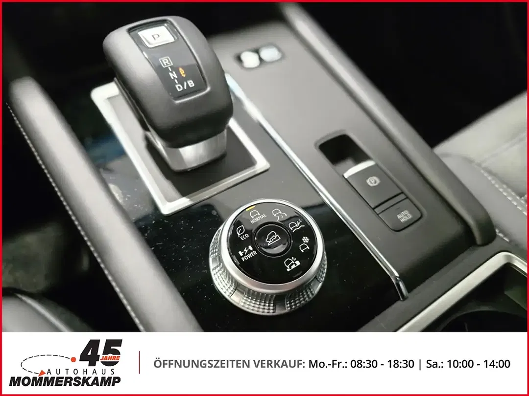 Mitsubishi Outlander - Thumbnail 12