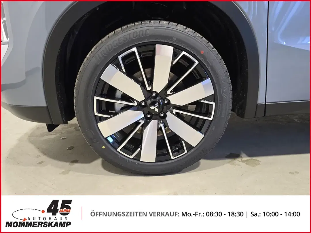 Mitsubishi Outlander - Thumbnail 14