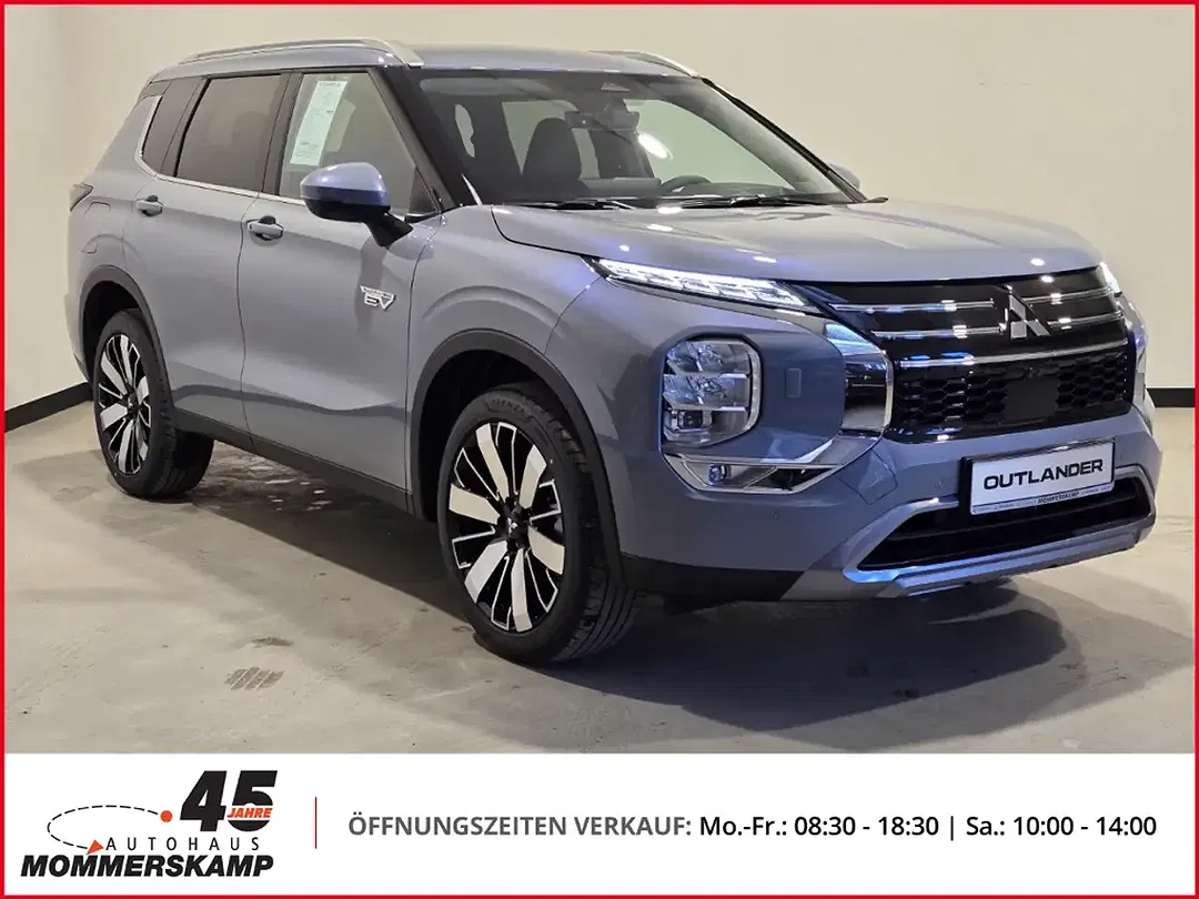 Mitsubishi Outlander - Thumbnail 3