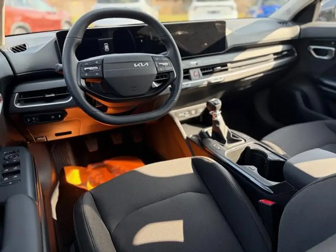 Kia K4 - Thumbnail 10