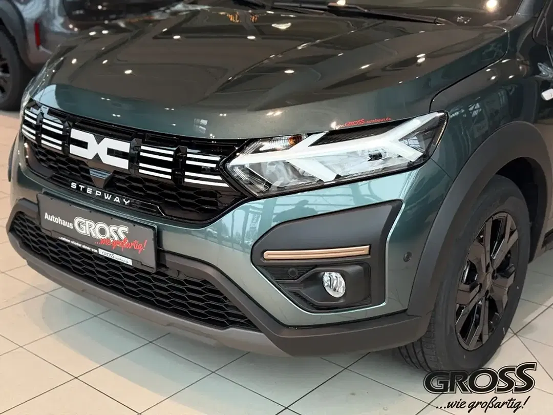 Dacia Sandero - Thumbnail 2