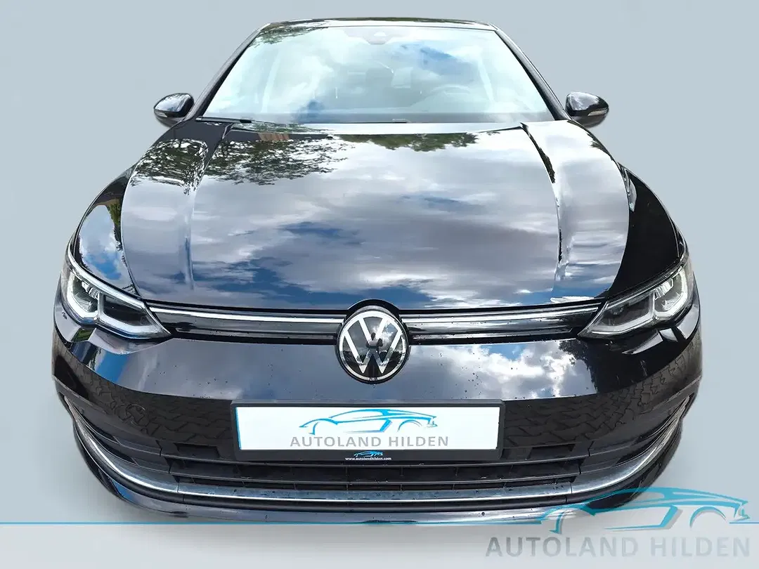 Volkswagen Golf - Thumbnail 1